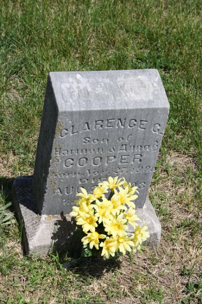 Clarence G COOPER Grave Photo