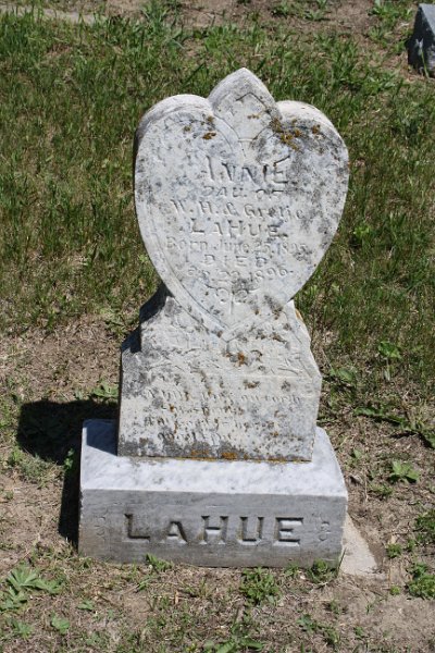 Annie LAHUE Grave Photo