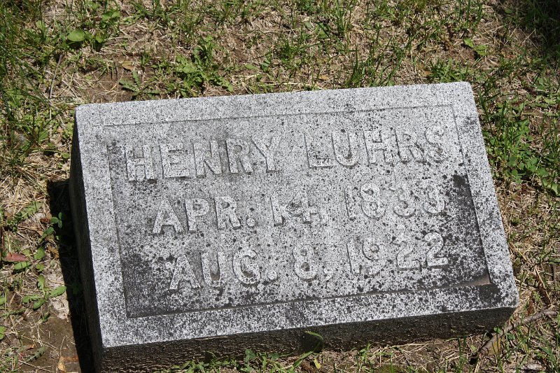 Henry LUHRS Grave Photo