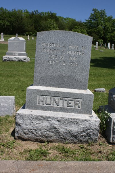 Martha J. HUNTER Grave Photo